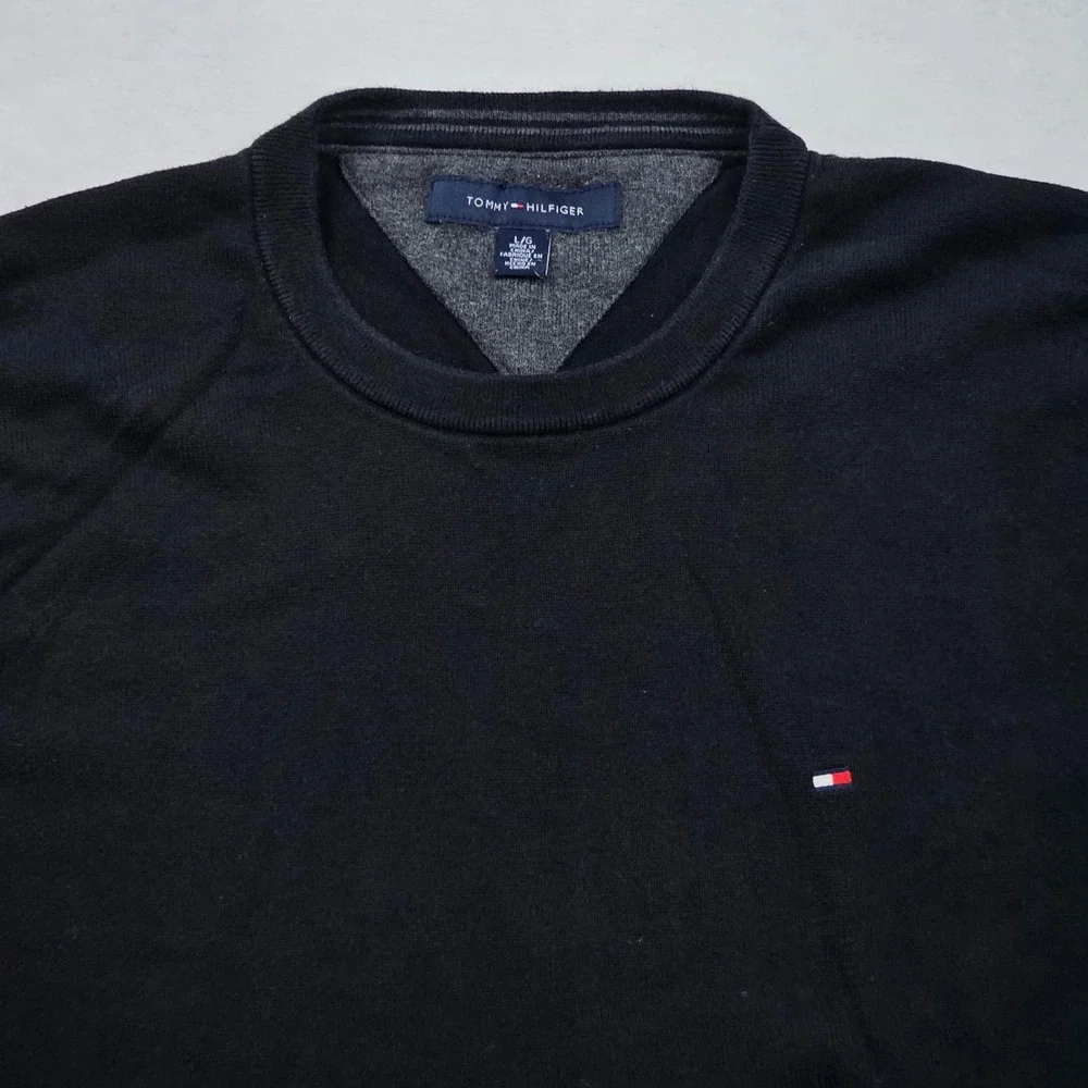 Tommy Hilfiger Sweater Mens Large Black Crewneck Logo Pullover Preppy Minimalist